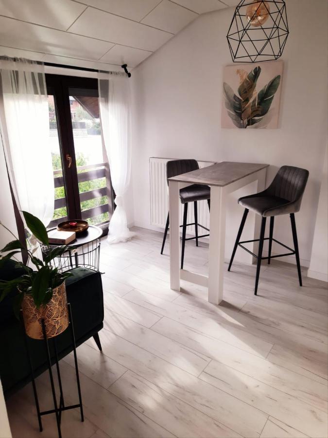 Guest House Tena Слуни Екстериор снимка